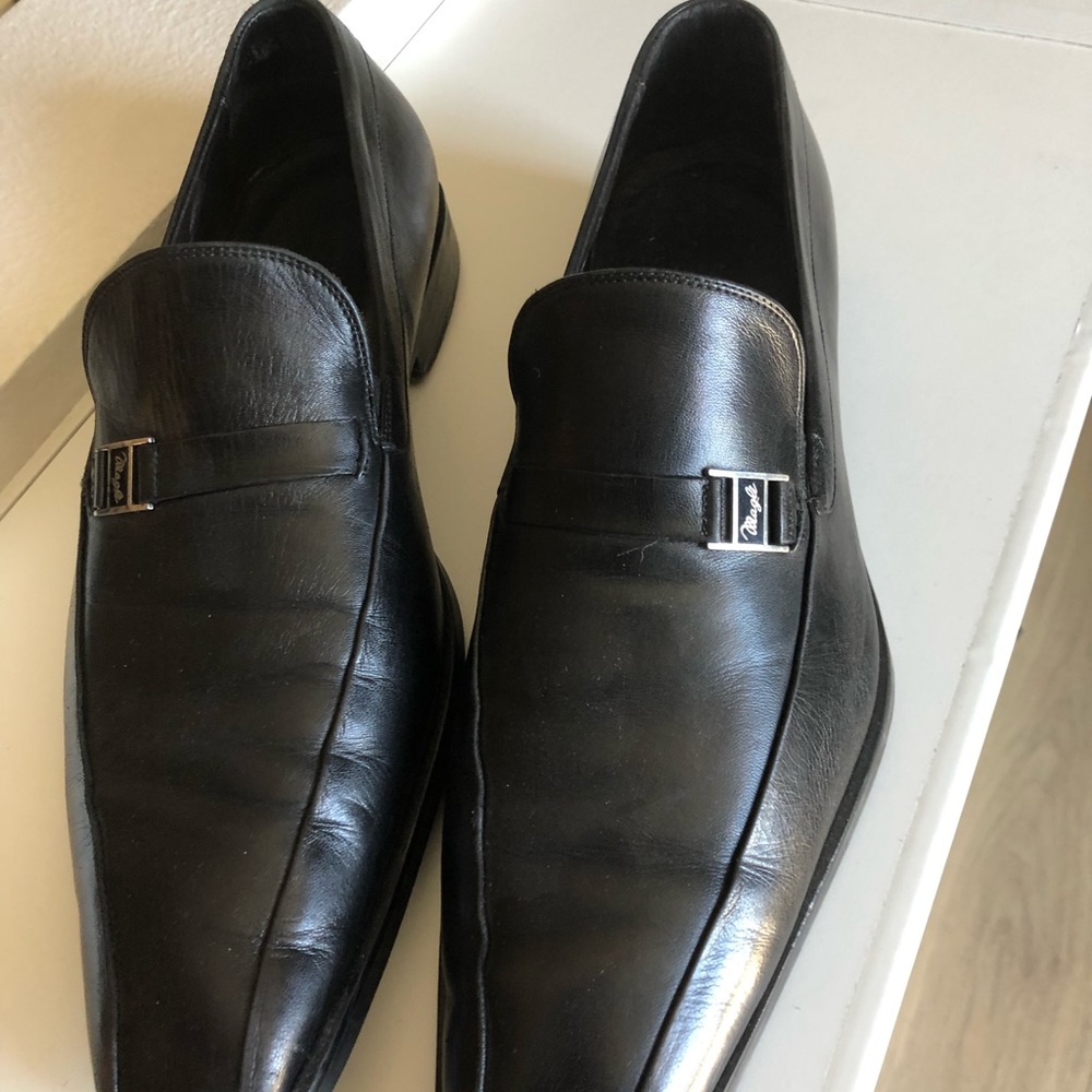 Bruno Magli slip-on
